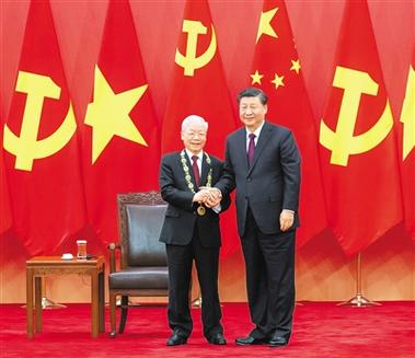 习近平与越共中央总书记苏林通电，深化中越关系合作新篇章